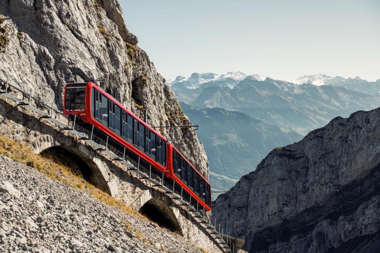 Hotel Pilatus-Kulm Krienz Exterior foto